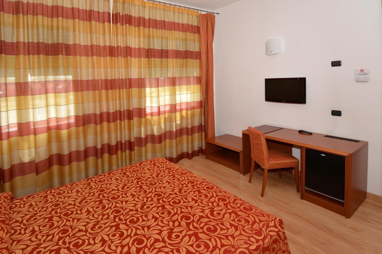 Hotel Eolo Sermide Ngoại thất bức ảnh